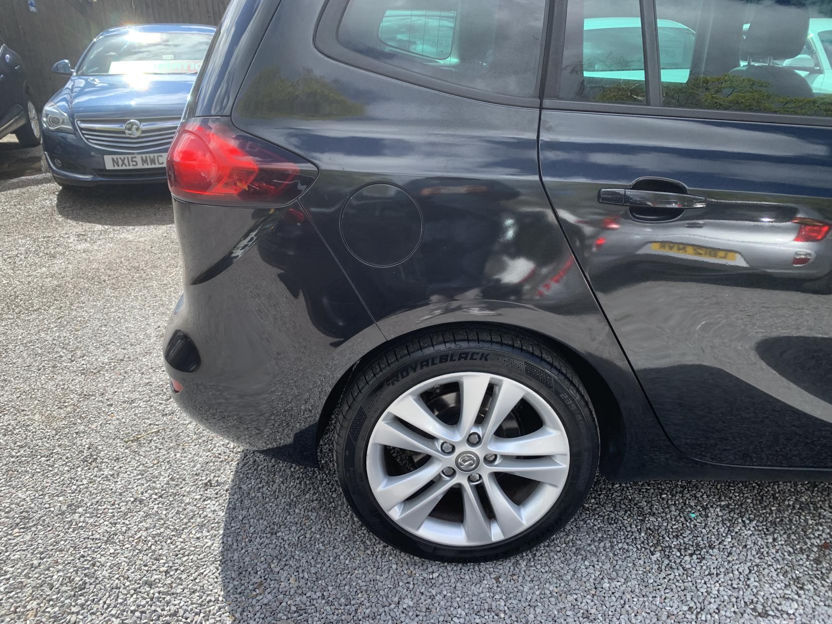 Vauxhall Zafira Tourer 1.4i Turbo SRi MPV 5dr Petrol Manual Euro 6 (140 ps)