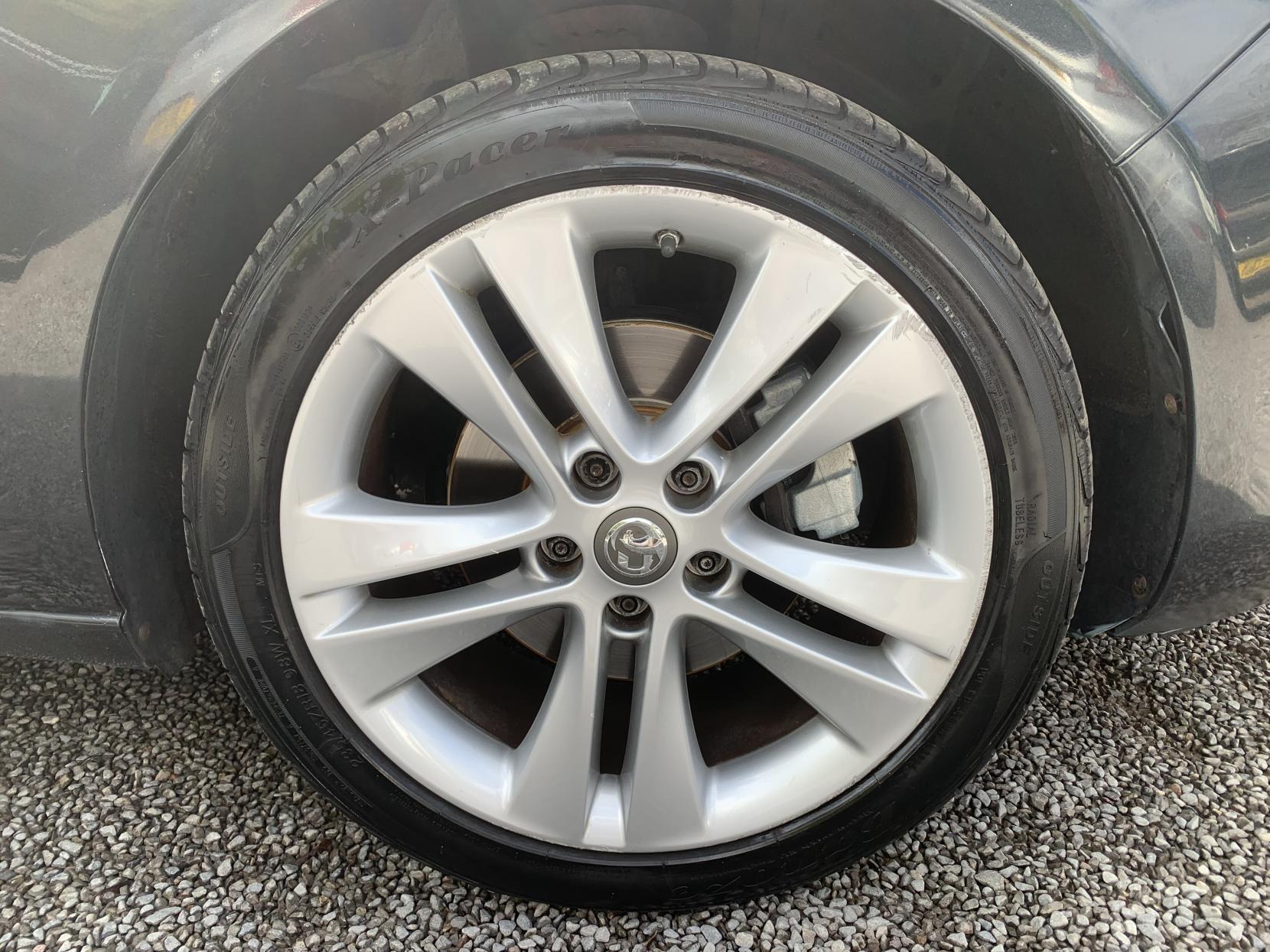 Vauxhall Zafira Tourer 1.4i Turbo SRi MPV 5dr Petrol Manual Euro 6 (140 ps)