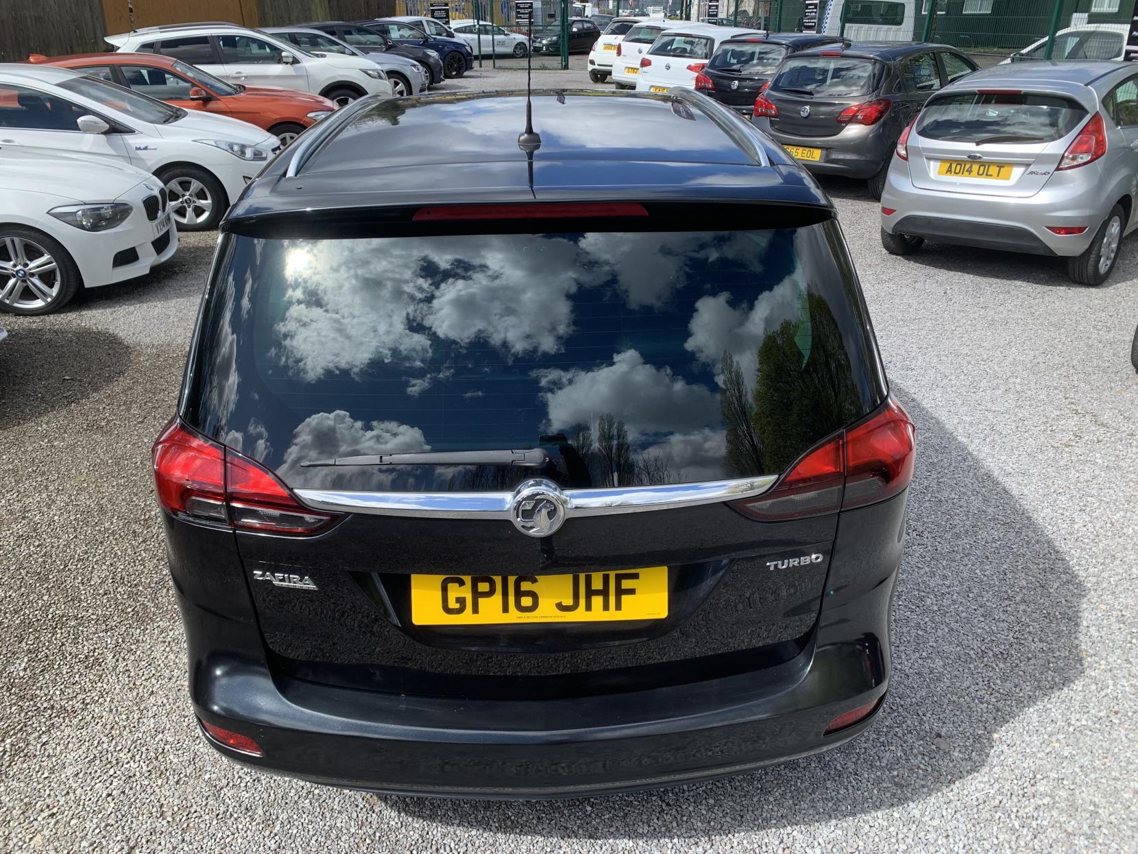 Vauxhall Zafira Tourer 1.4i Turbo SRi MPV 5dr Petrol Manual Euro 6 (140 ps)