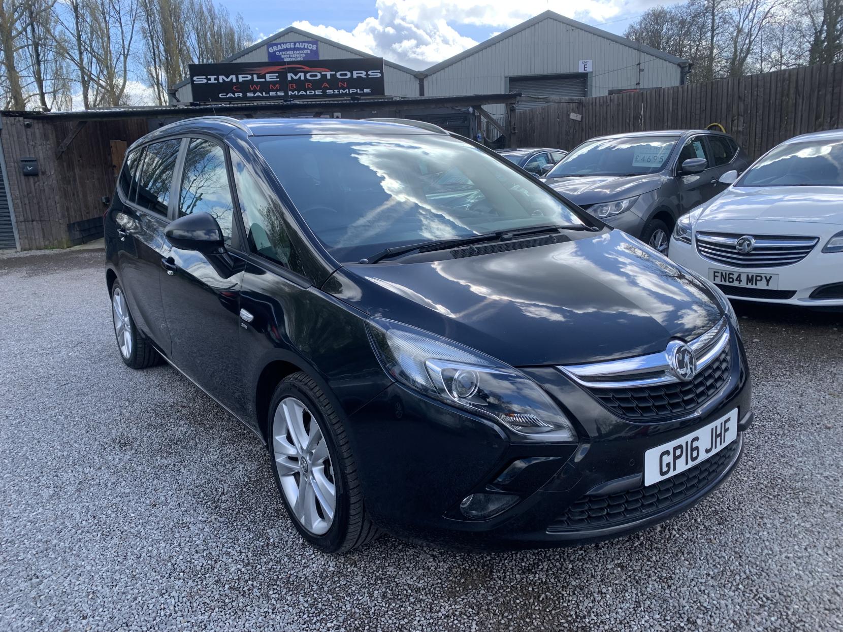 Vauxhall Zafira Tourer 1.4i Turbo SRi MPV 5dr Petrol Manual Euro 6 (140 ps)