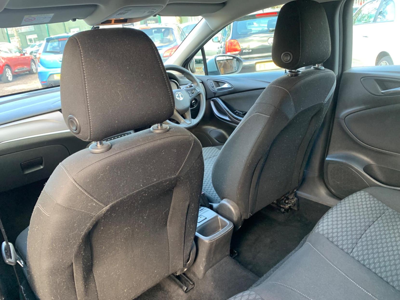 Vauxhall Astra 1.4i Turbo Design Euro 6 5dr