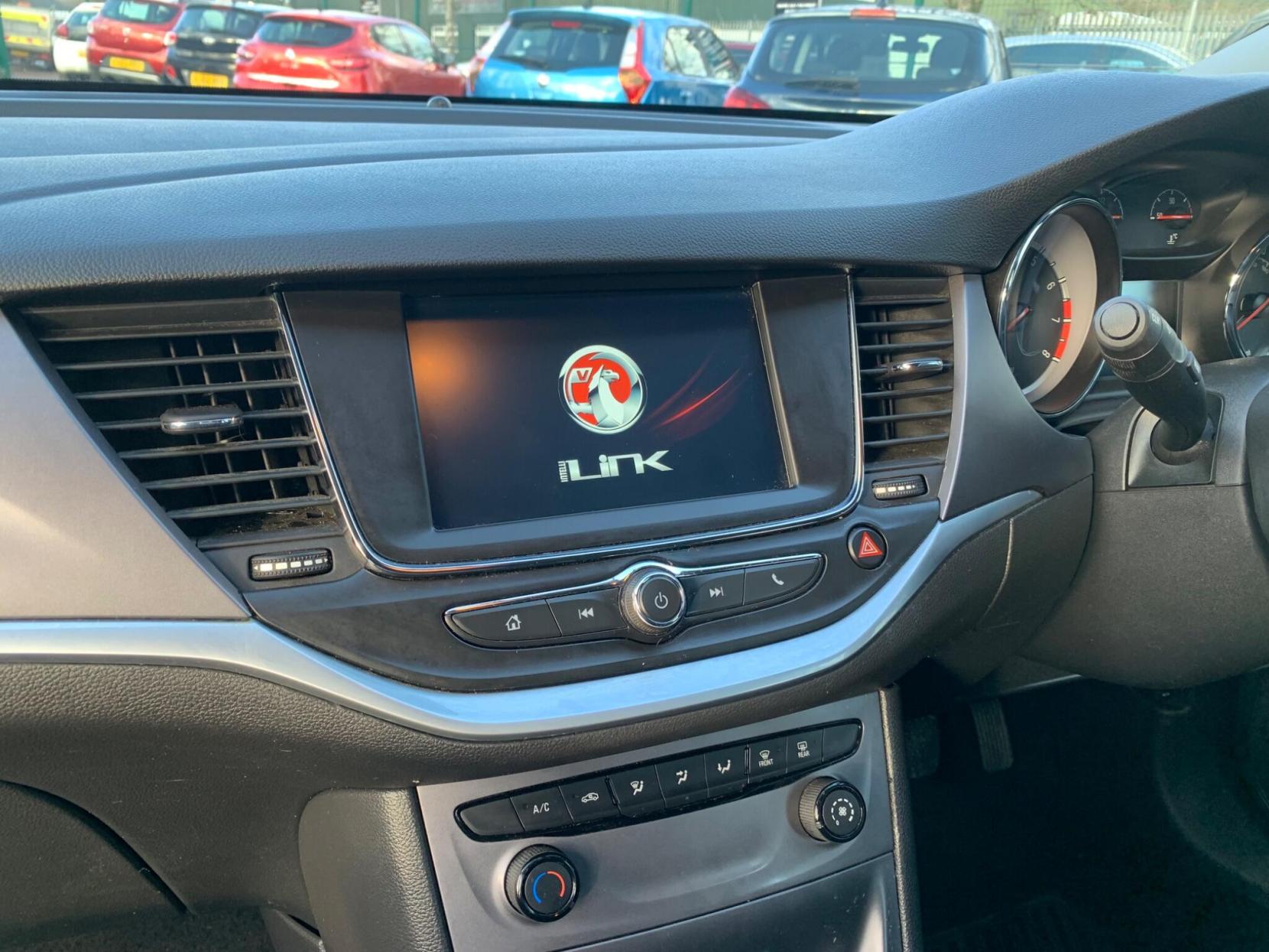 Vauxhall Astra 1.4i Turbo Design Euro 6 5dr