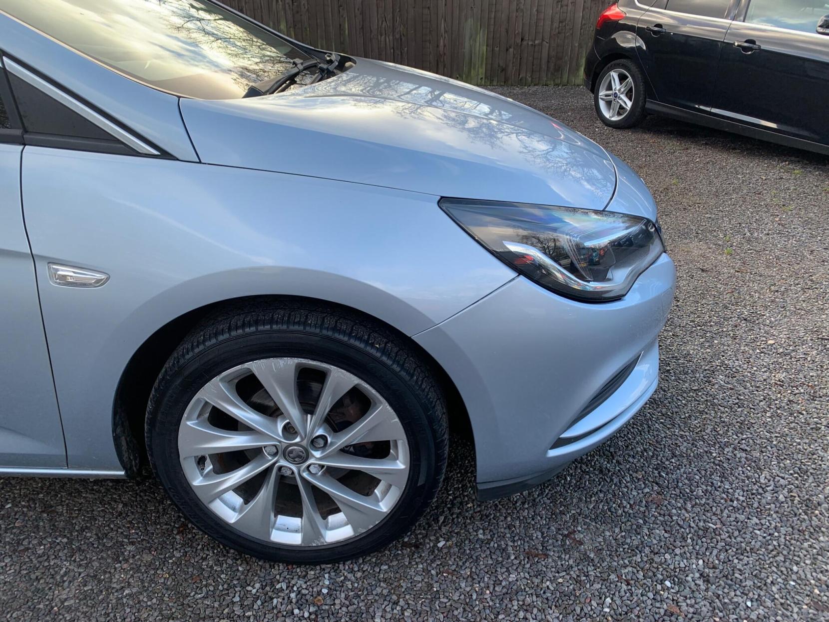 Vauxhall Astra 1.4i Turbo Design Euro 6 5dr