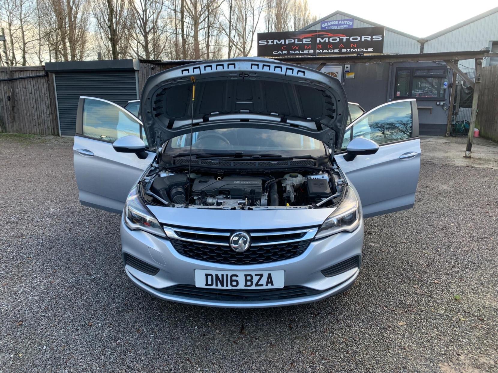 Vauxhall Astra 1.4i Turbo Design Euro 6 5dr