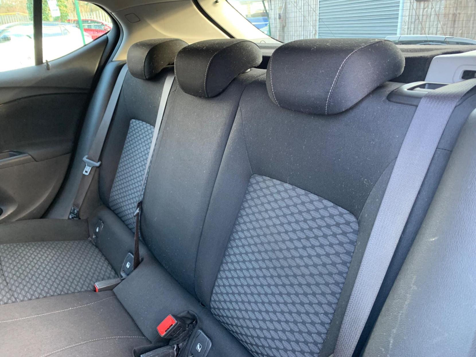 Vauxhall Astra 1.4i Turbo Design Euro 6 5dr