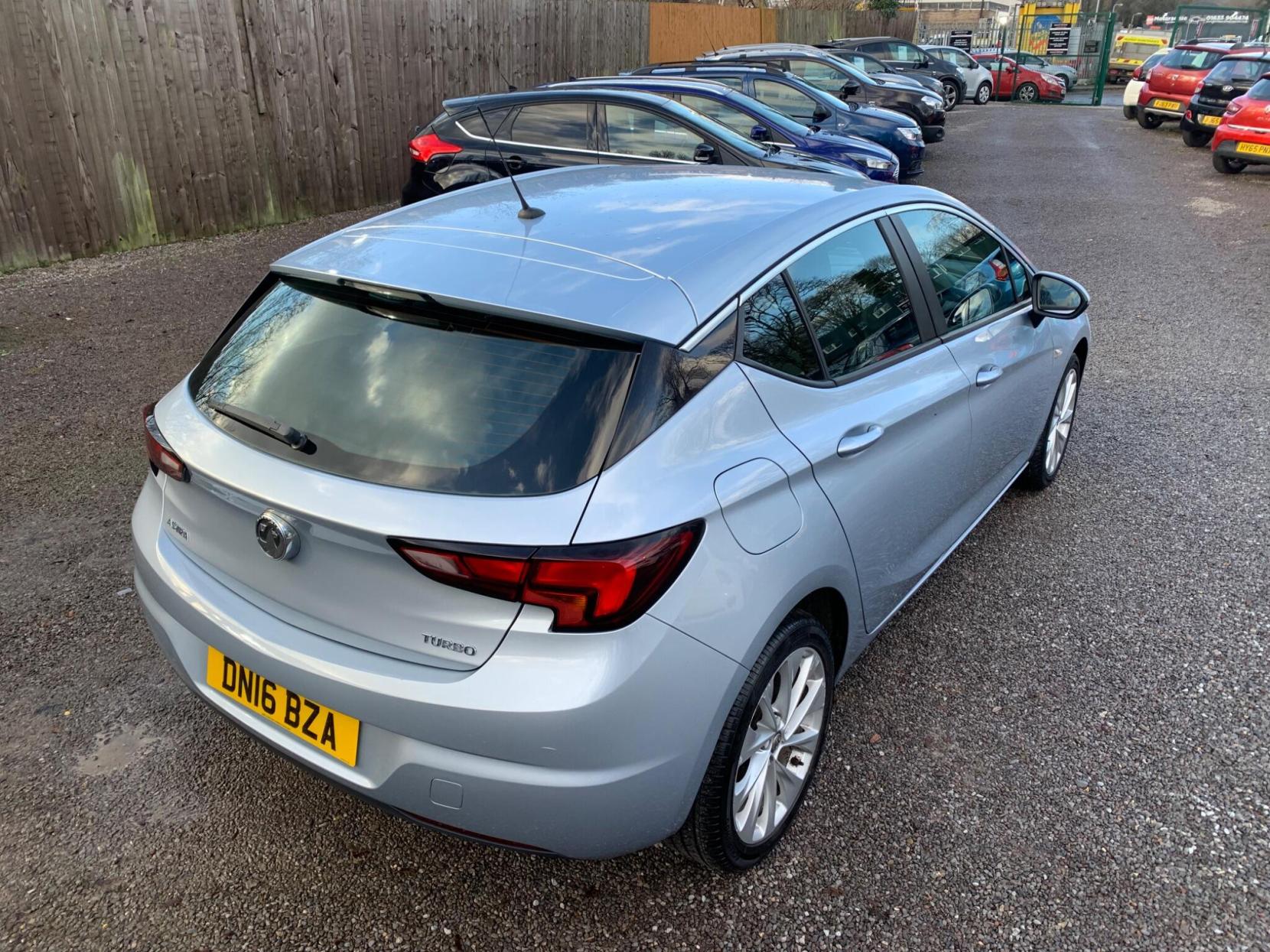 Vauxhall Astra 1.4i Turbo Design Euro 6 5dr
