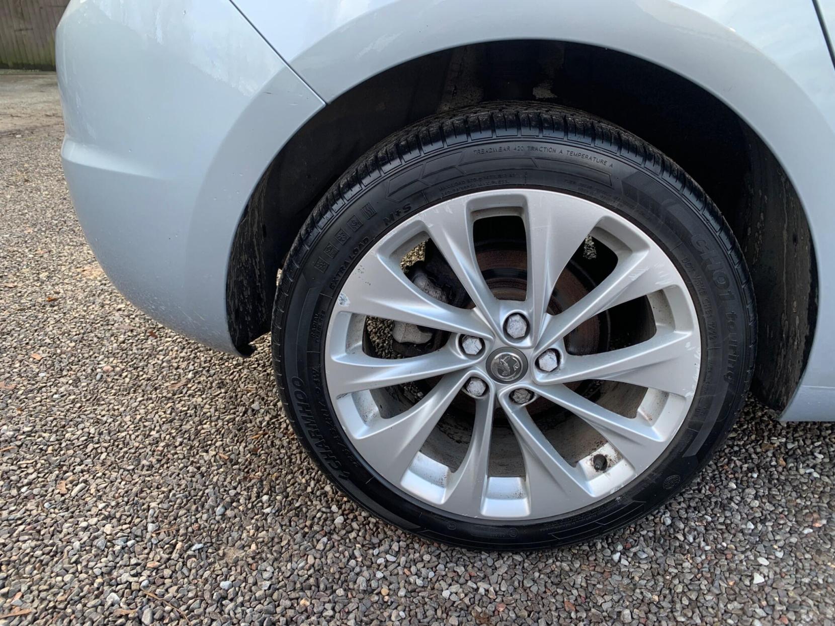 Vauxhall Astra 1.4i Turbo Design Euro 6 5dr