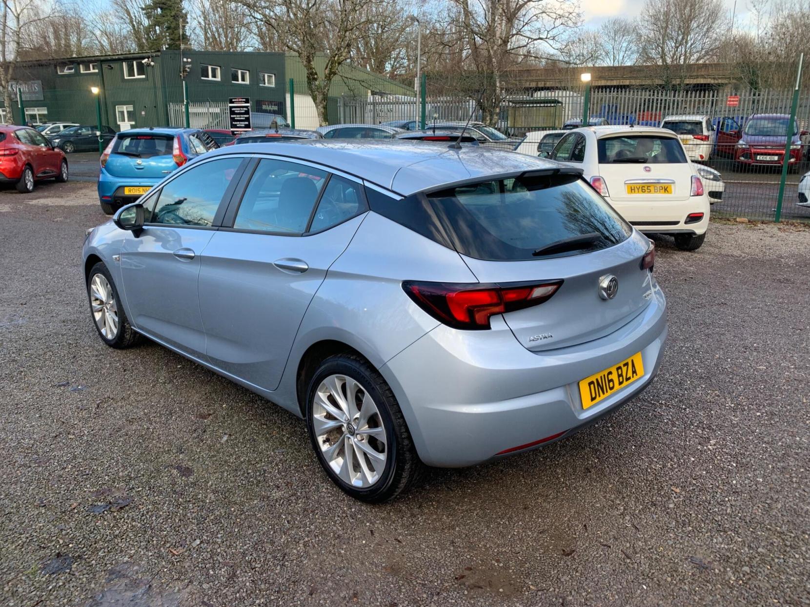 Vauxhall Astra 1.4i Turbo Design Euro 6 5dr