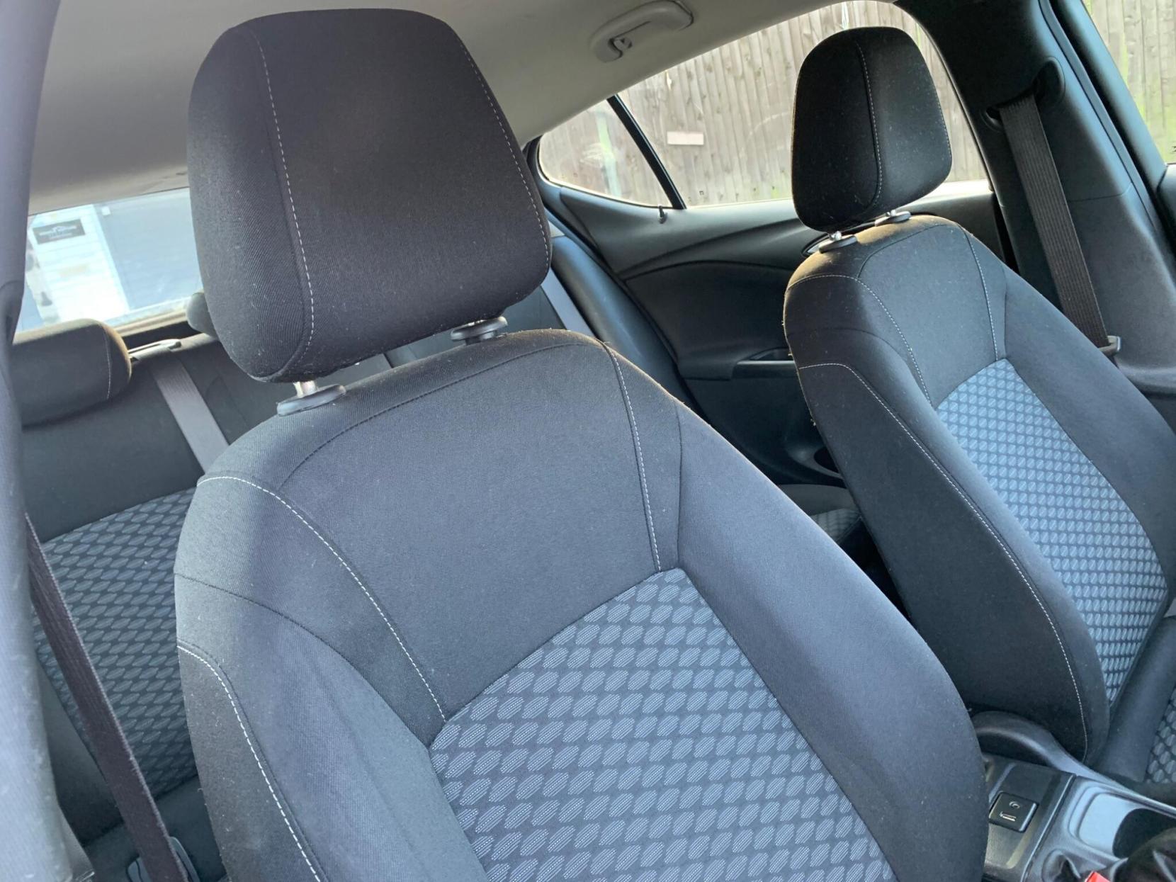 Vauxhall Astra 1.4i Turbo Design Euro 6 5dr