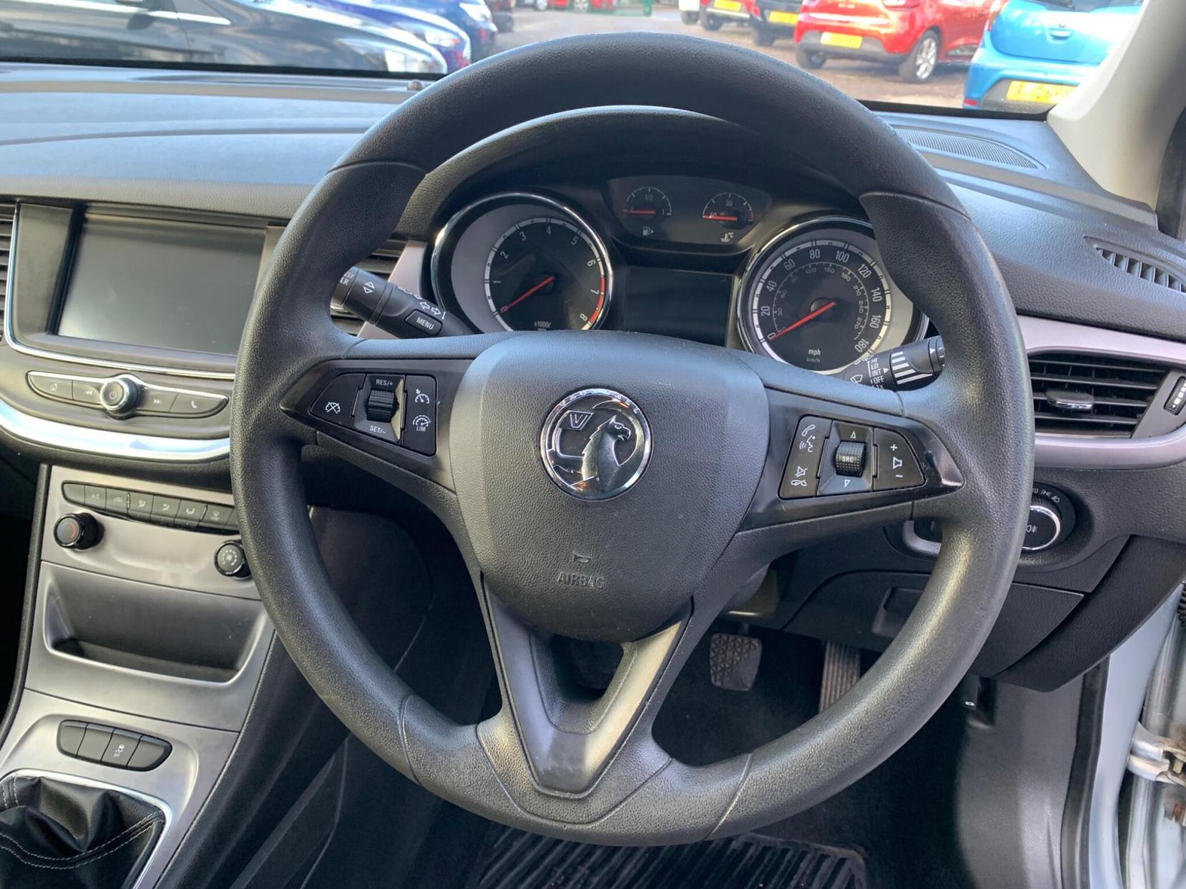 Vauxhall Astra 1.4i Turbo Design Euro 6 5dr