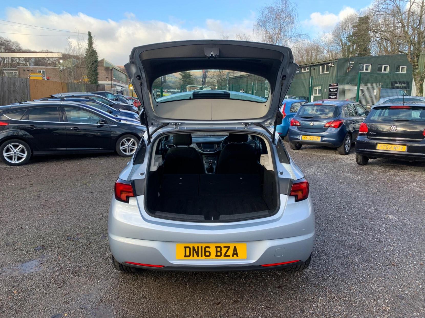 Vauxhall Astra 1.4i Turbo Design Euro 6 5dr