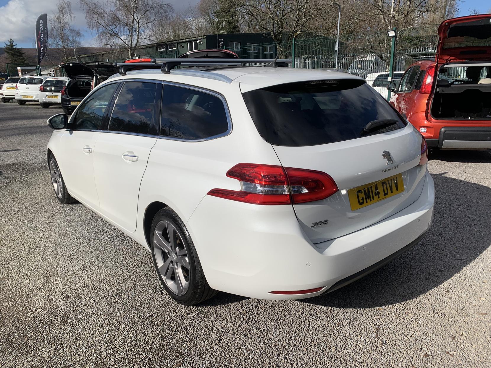 Peugeot 308 SW 1.6 e-HDi Allure Estate 5dr Diesel Manual Euro 5 (s/s) (115 ps)