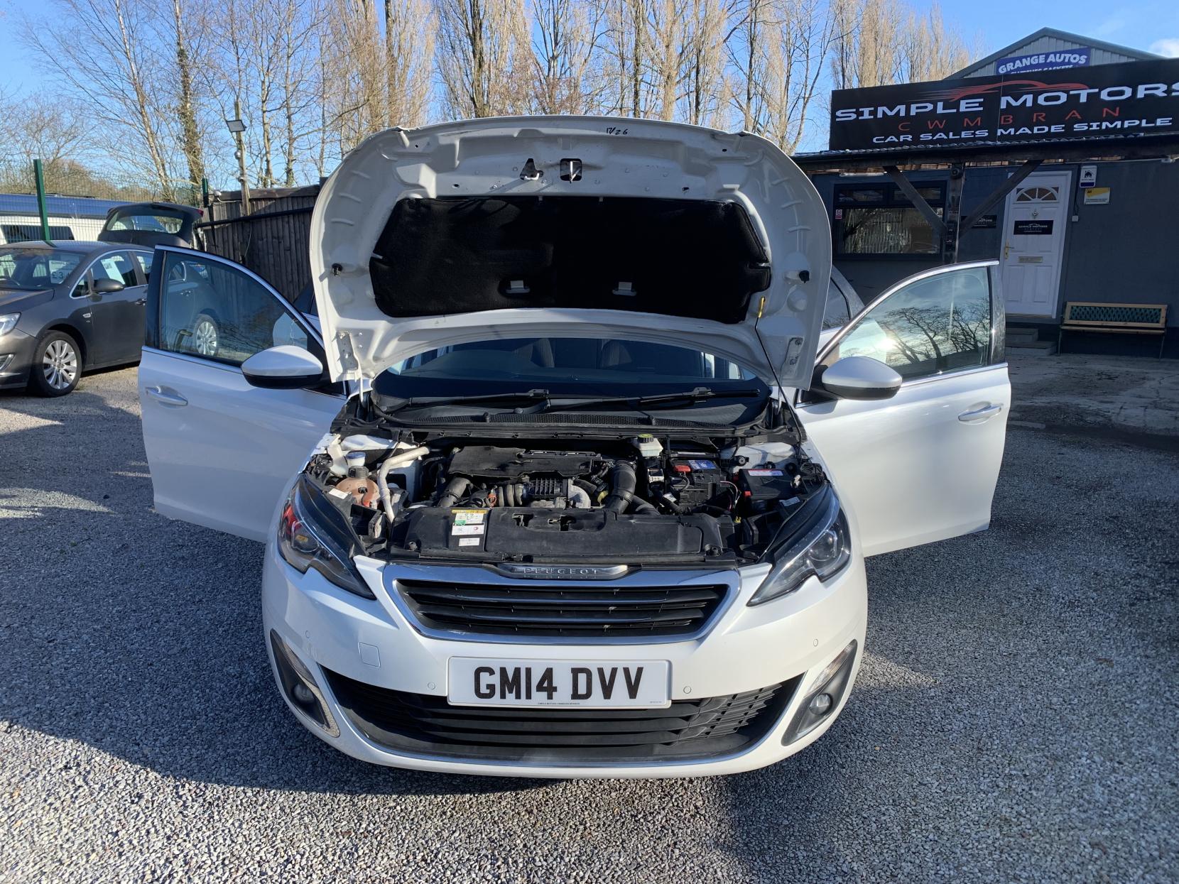 Peugeot 308 SW 1.6 e-HDi Allure Estate 5dr Diesel Manual Euro 5 (s/s) (115 ps)