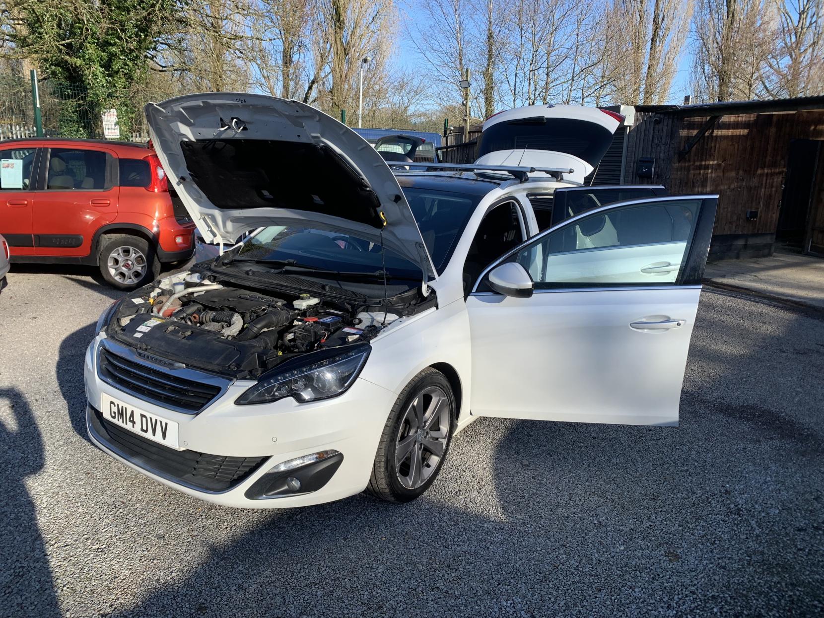 Peugeot 308 SW 1.6 e-HDi Allure Estate 5dr Diesel Manual Euro 5 (s/s) (115 ps)