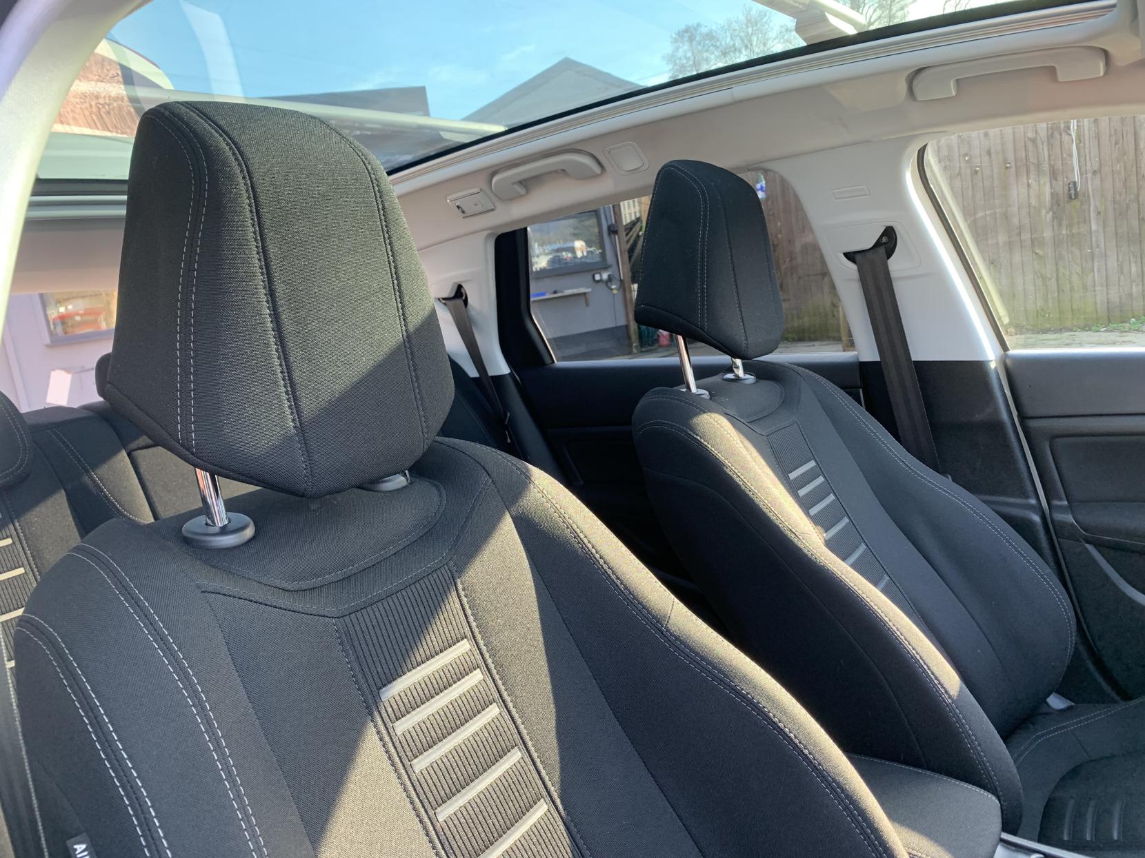 Peugeot 308 SW 1.6 e-HDi Allure Estate 5dr Diesel Manual Euro 5 (s/s) (115 ps)