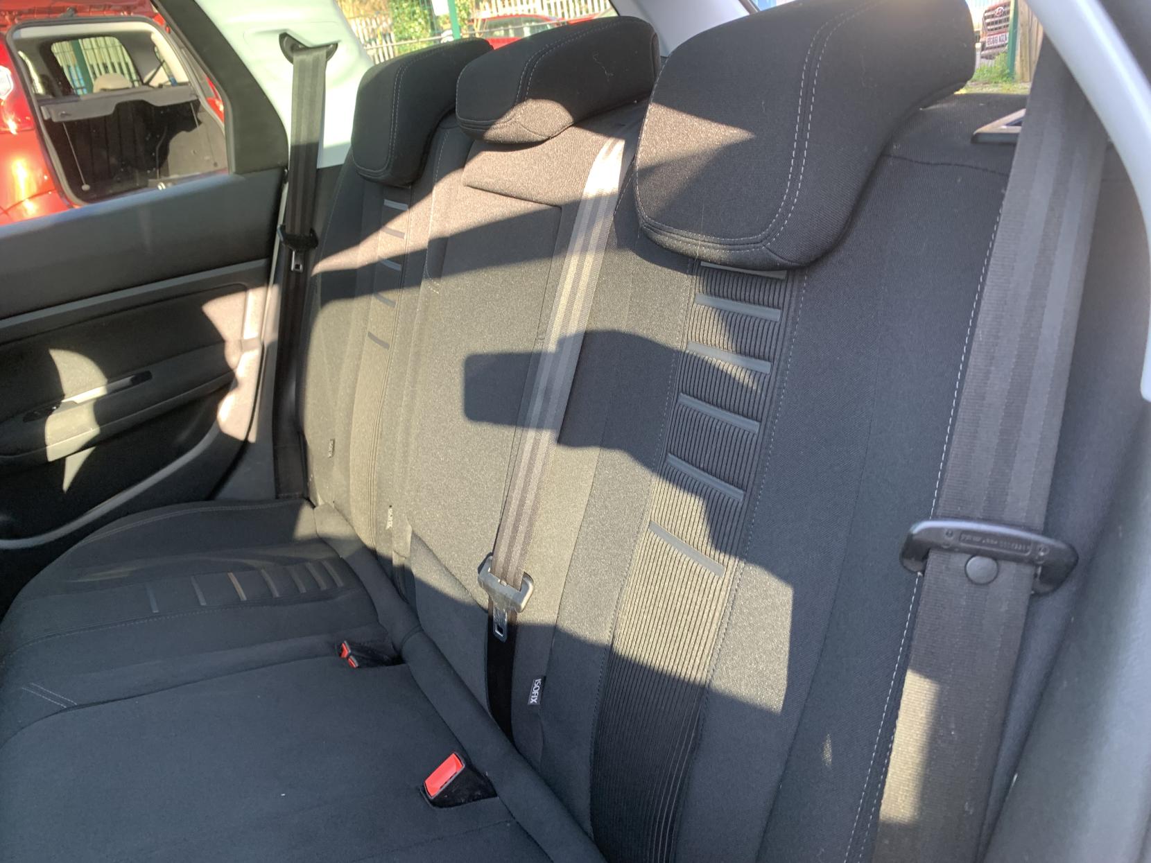 Peugeot 308 SW 1.6 e-HDi Allure Estate 5dr Diesel Manual Euro 5 (s/s) (115 ps)