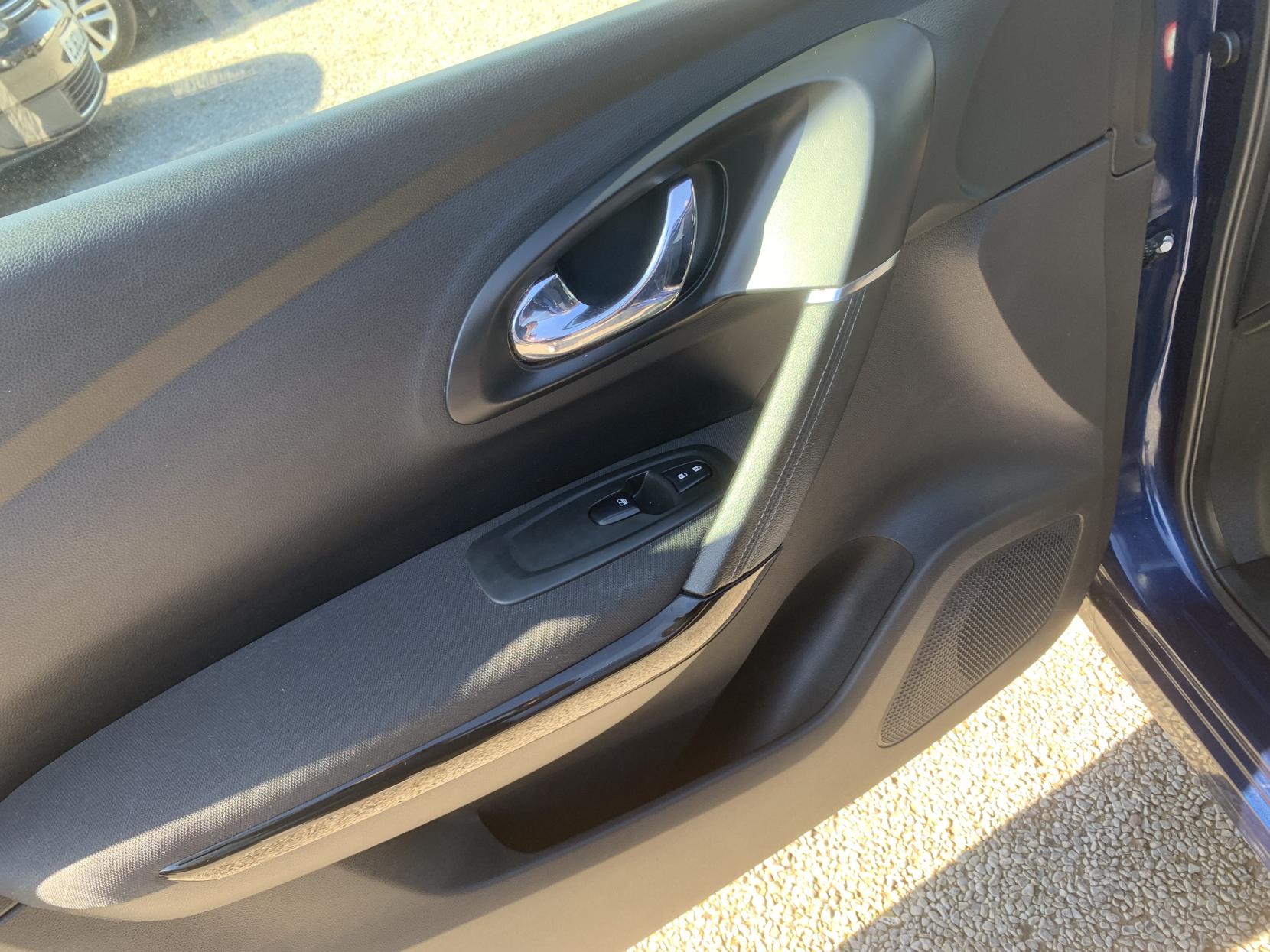 Renault Kadjar 1.5 dCi Dynamique Nav SUV 5dr Diesel Manual Euro 6 (s/s) (110 ps)