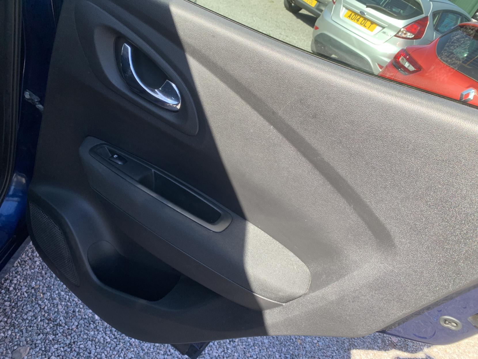 Renault Kadjar 1.5 dCi Dynamique Nav SUV 5dr Diesel Manual Euro 6 (s/s) (110 ps)