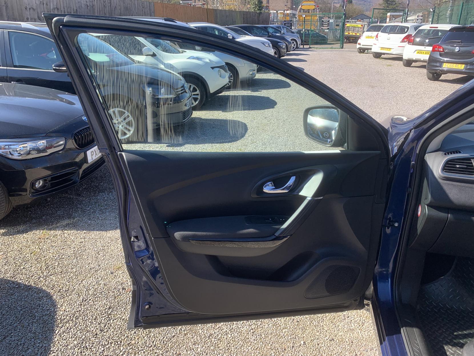 Renault Kadjar 1.5 dCi Dynamique Nav SUV 5dr Diesel Manual Euro 6 (s/s) (110 ps)