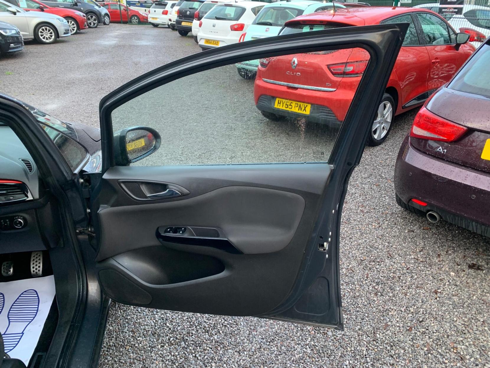 Vauxhall Corsa 1.4i ecoFLEX SRi Euro 6 5dr