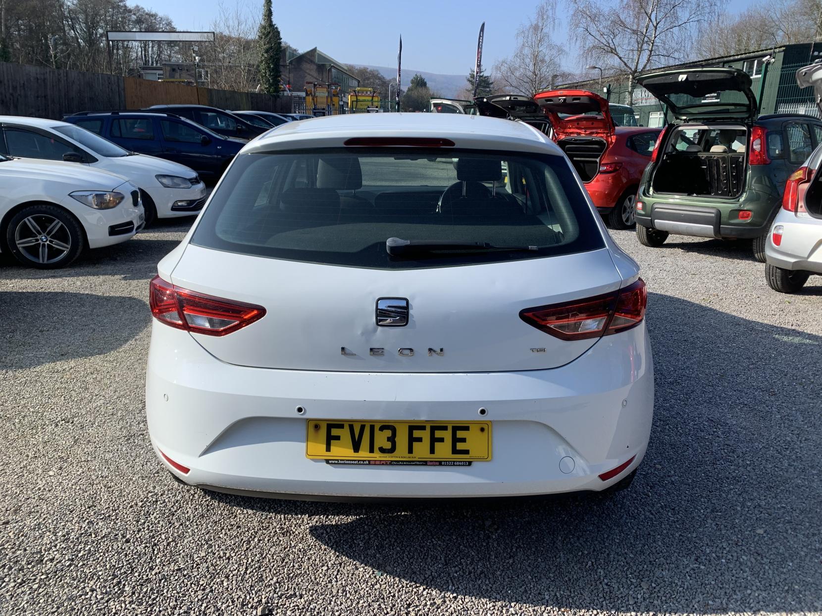 SEAT Leon 1.2 TSI SE Hatchback 5dr Petrol Manual Euro 5 (s/s) (105 ps)