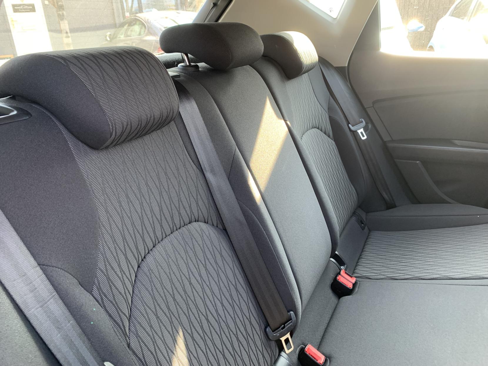 SEAT Leon 1.2 TSI SE Hatchback 5dr Petrol Manual Euro 5 (s/s) (105 ps)