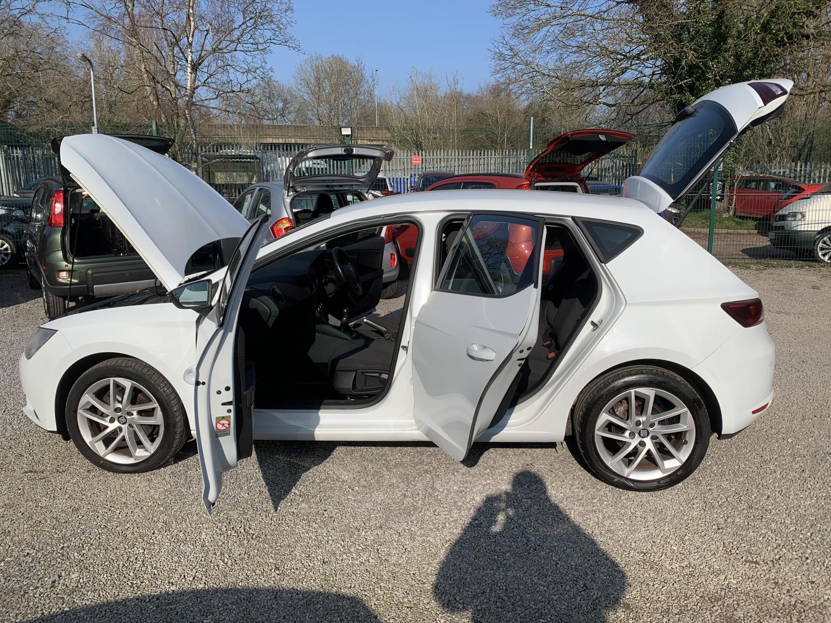 SEAT Leon 1.2 TSI SE Hatchback 5dr Petrol Manual Euro 5 (s/s) (105 ps)