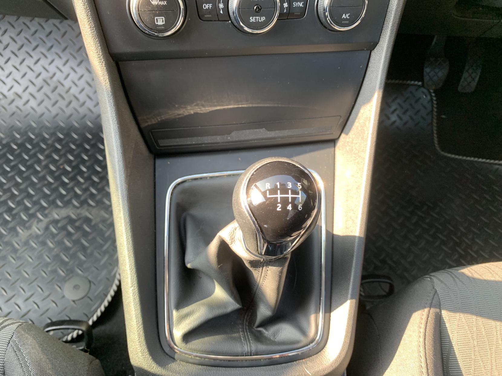 SEAT Leon 1.2 TSI SE Hatchback 5dr Petrol Manual Euro 5 (s/s) (105 ps)