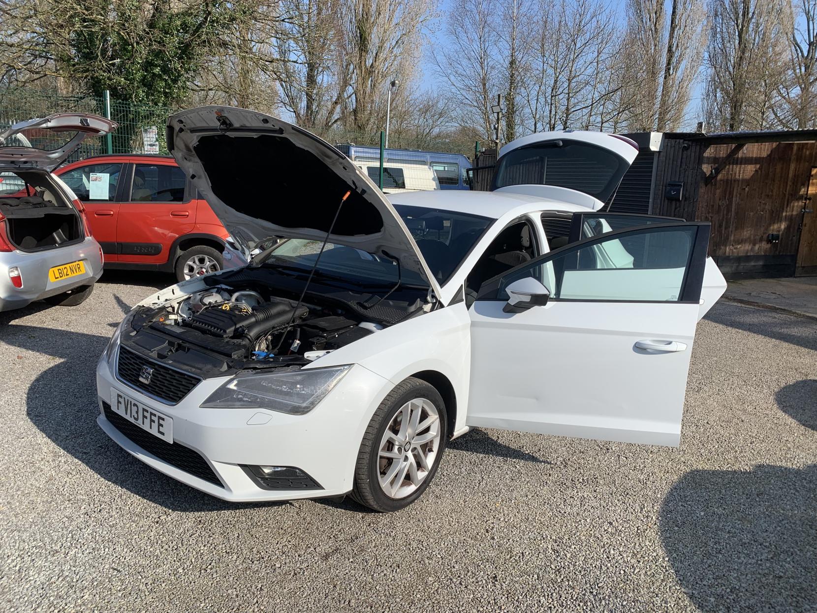 SEAT Leon 1.2 TSI SE Hatchback 5dr Petrol Manual Euro 5 (s/s) (105 ps)