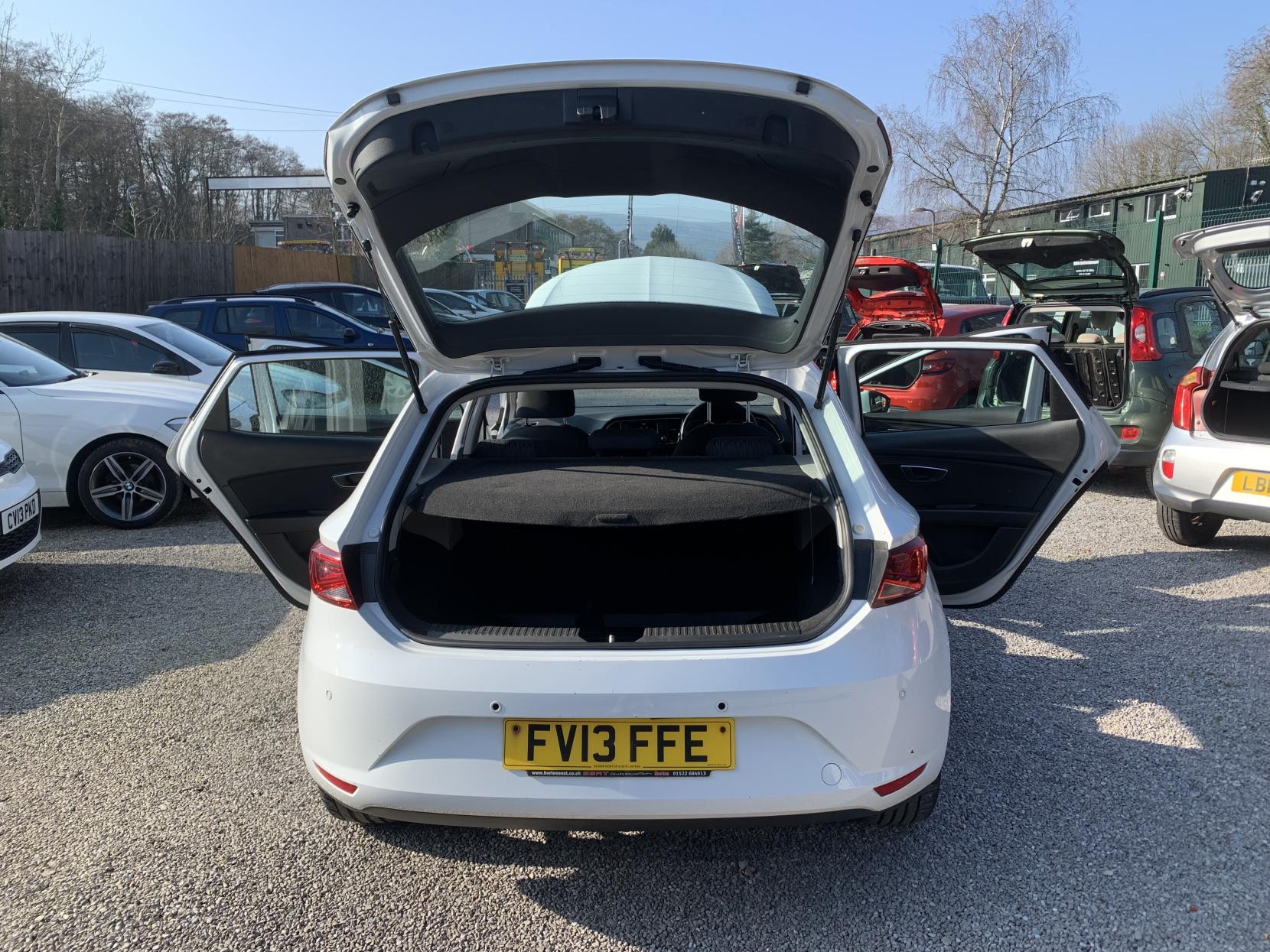 SEAT Leon 1.2 TSI SE Hatchback 5dr Petrol Manual Euro 5 (s/s) (105 ps)