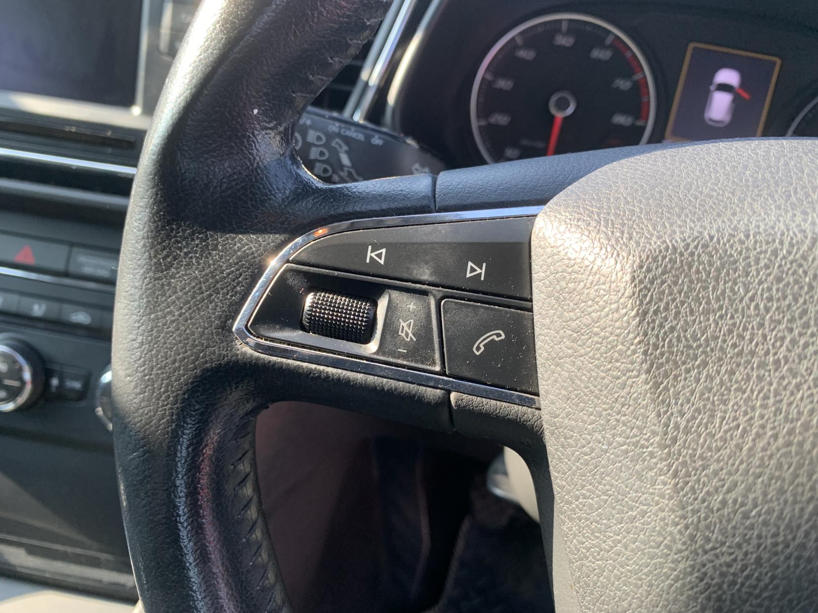 SEAT Leon 1.2 TSI SE Hatchback 5dr Petrol Manual Euro 5 (s/s) (105 ps)