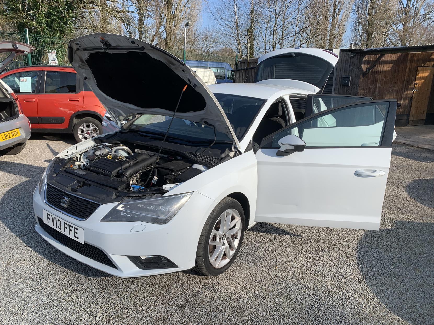 SEAT Leon 1.2 TSI SE Hatchback 5dr Petrol Manual Euro 5 (s/s) (105 ps)