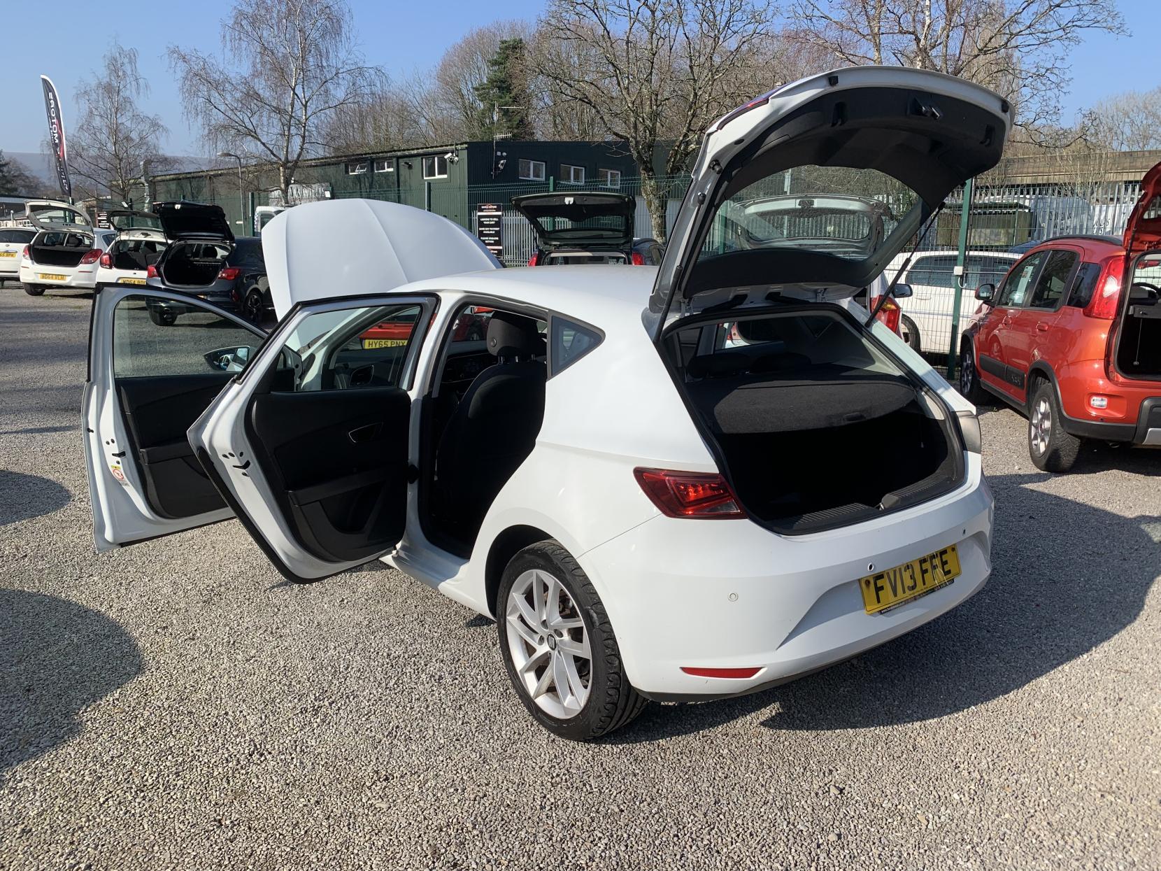 SEAT Leon 1.2 TSI SE Hatchback 5dr Petrol Manual Euro 5 (s/s) (105 ps)