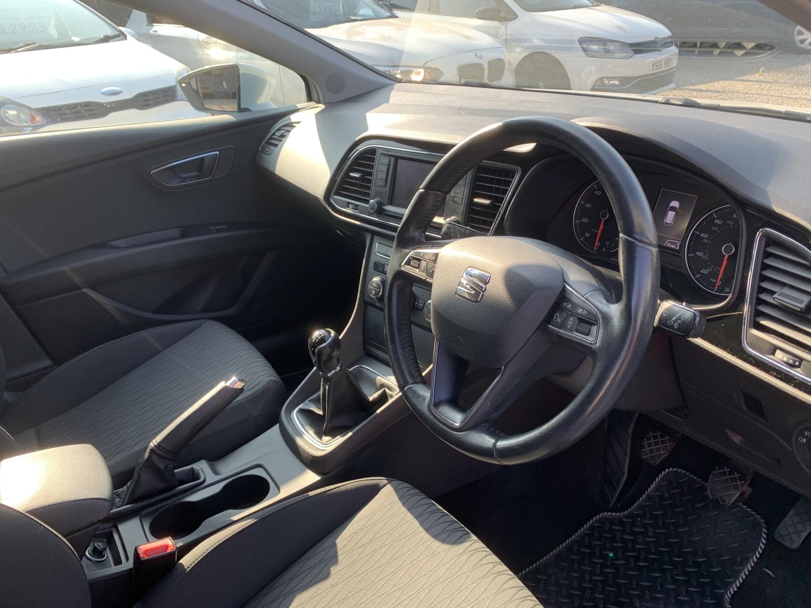 SEAT Leon 1.2 TSI SE Hatchback 5dr Petrol Manual Euro 5 (s/s) (105 ps)