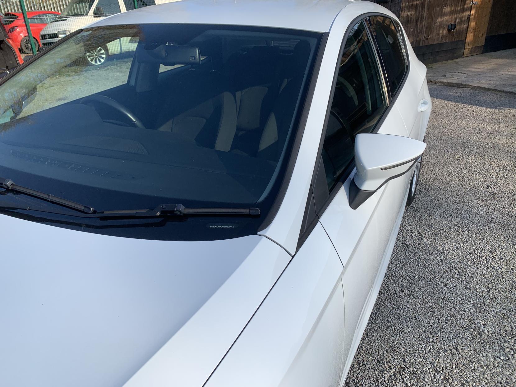 SEAT Leon 1.2 TSI SE Hatchback 5dr Petrol Manual Euro 5 (s/s) (105 ps)