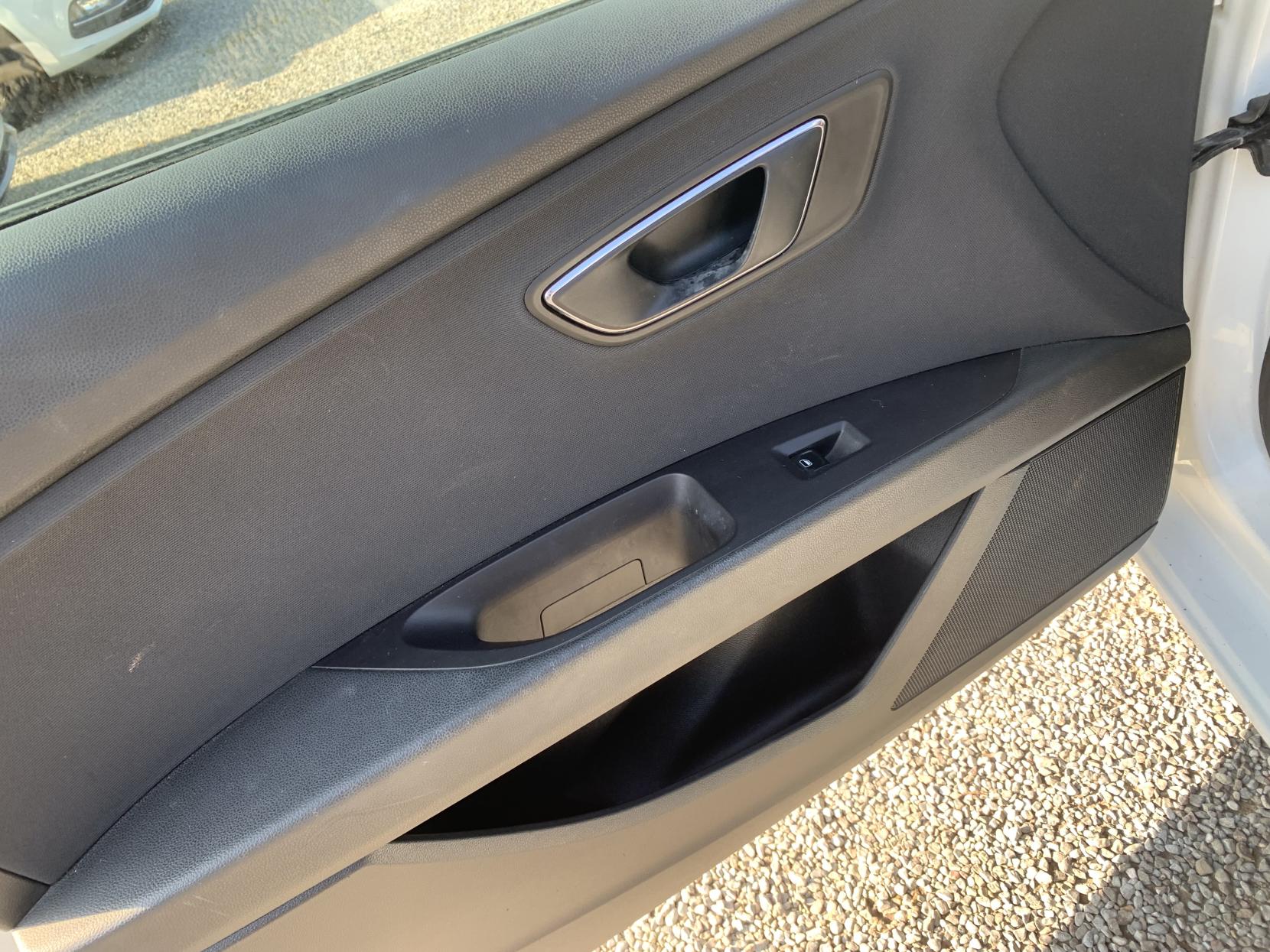 SEAT Leon 1.2 TSI SE Hatchback 5dr Petrol Manual Euro 5 (s/s) (105 ps)