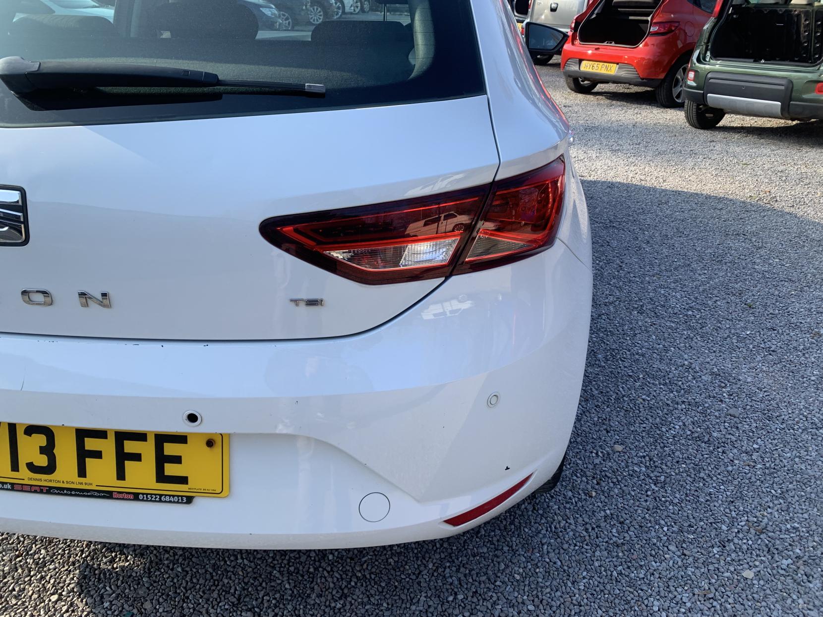 SEAT Leon 1.2 TSI SE Hatchback 5dr Petrol Manual Euro 5 (s/s) (105 ps)