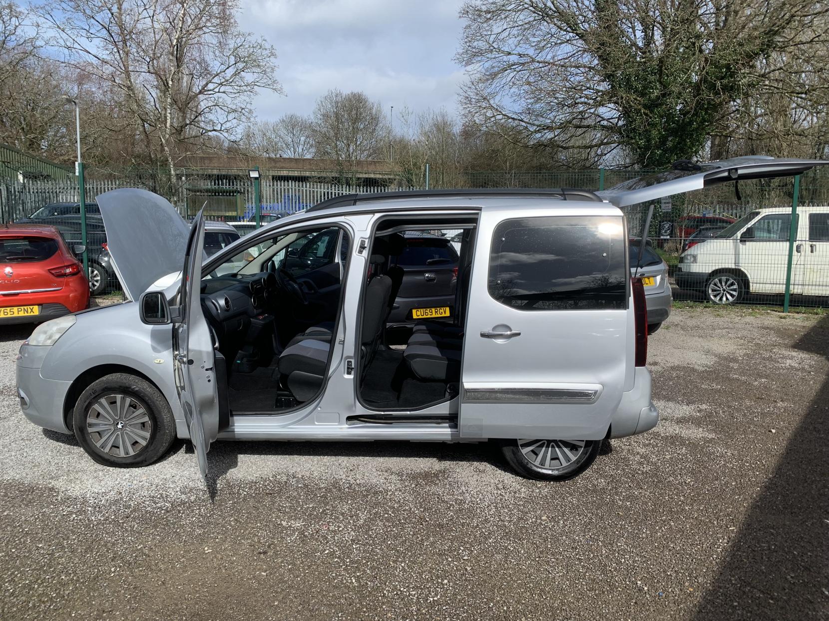 Peugeot Partner Tepee 1.6 HDi Tepee S MPV 5dr Diesel EGC (s/s) (125 g/km, 92 bhp)