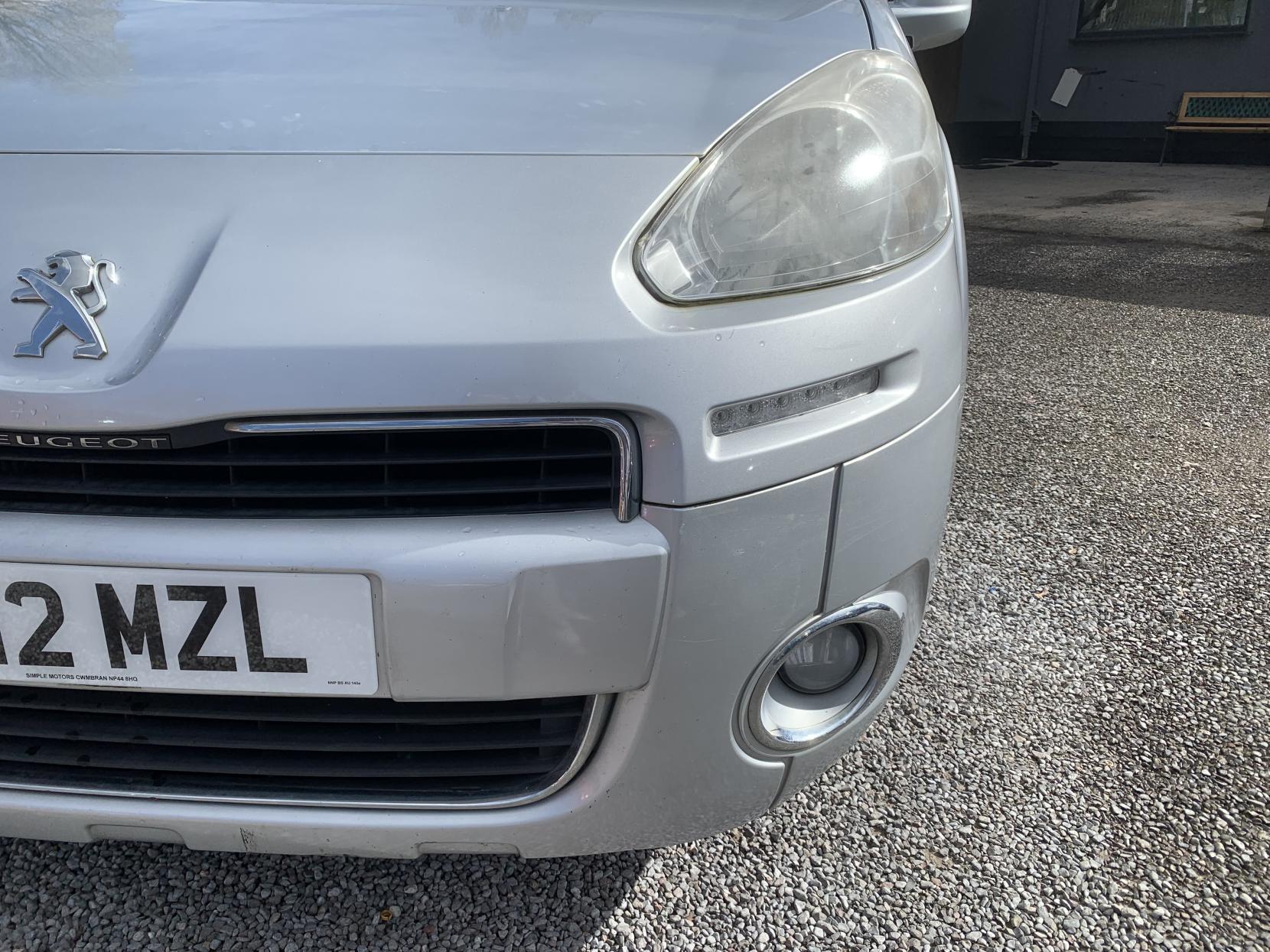 Peugeot Partner Tepee 1.6 HDi Tepee S MPV 5dr Diesel EGC (s/s) (125 g/km, 92 bhp)