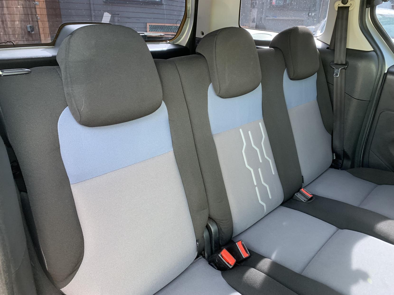 Peugeot Partner Tepee 1.6 HDi Tepee S MPV 5dr Diesel EGC (s/s) (125 g/km, 92 bhp)