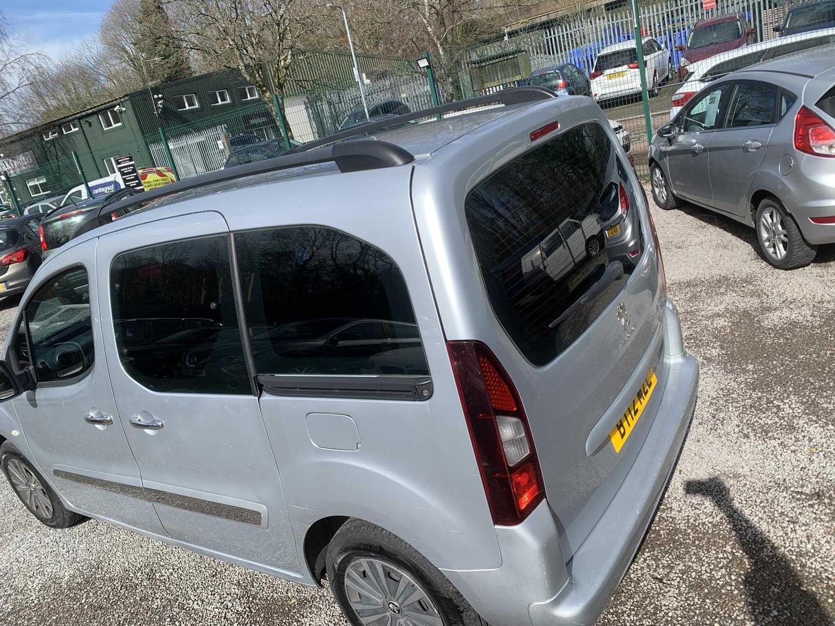 Peugeot Partner Tepee 1.6 HDi Tepee S MPV 5dr Diesel EGC (s/s) (125 g/km, 92 bhp)