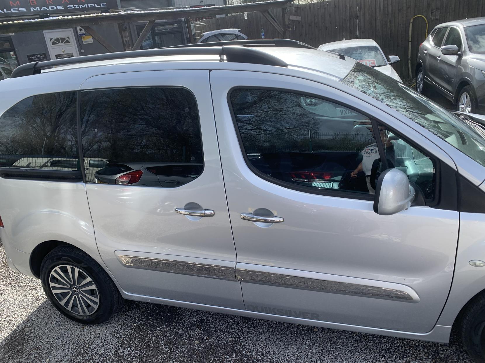 Peugeot Partner Tepee 1.6 HDi Tepee S MPV 5dr Diesel EGC (s/s) (125 g/km, 92 bhp)