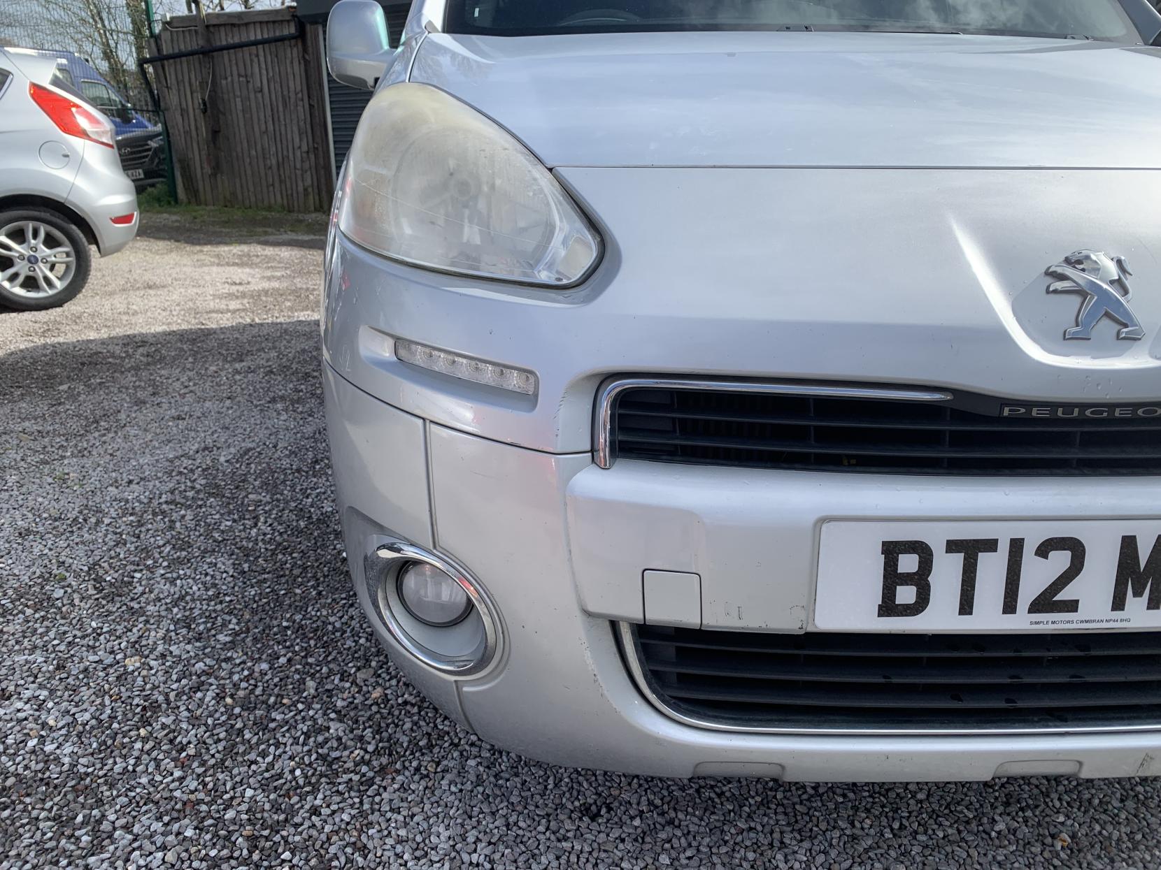 Peugeot Partner Tepee 1.6 HDi Tepee S MPV 5dr Diesel EGC (s/s) (125 g/km, 92 bhp)