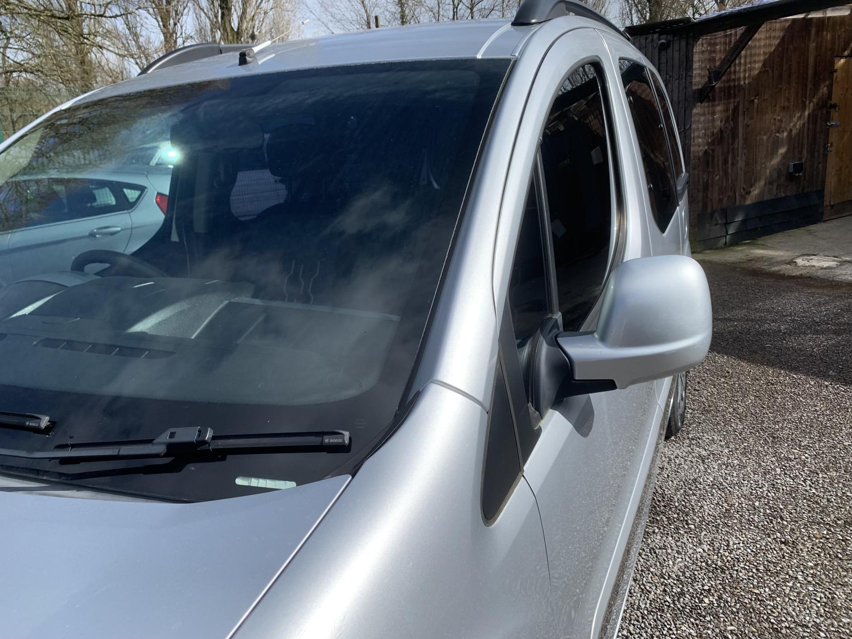 Peugeot Partner Tepee 1.6 HDi Tepee S MPV 5dr Diesel EGC (s/s) (125 g/km, 92 bhp)