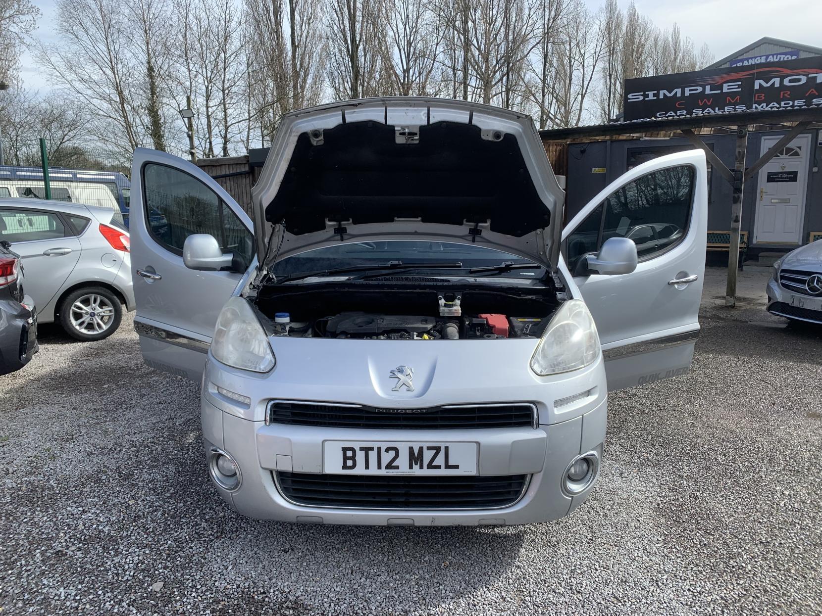 Peugeot Partner Tepee 1.6 HDi Tepee S MPV 5dr Diesel EGC (s/s) (125 g/km, 92 bhp)