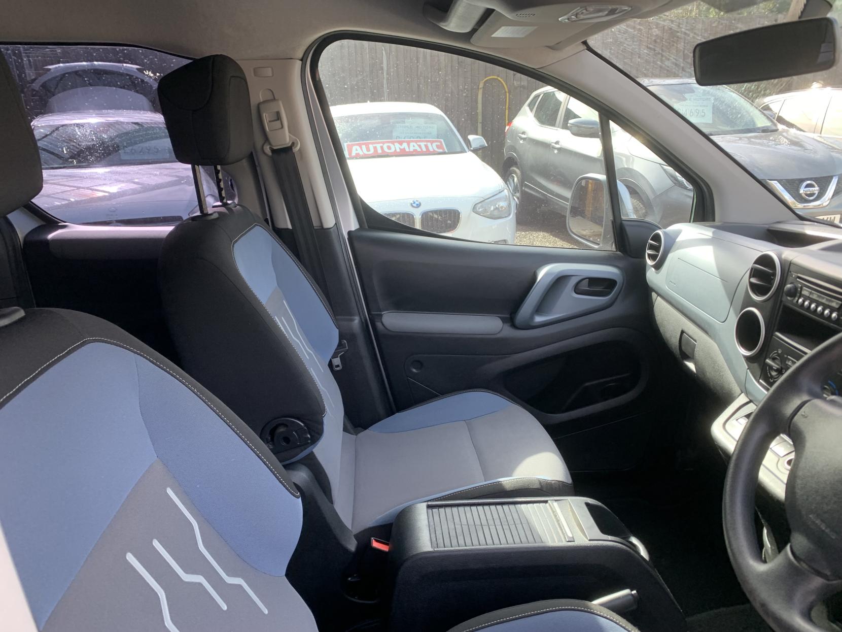 Peugeot Partner Tepee 1.6 HDi Tepee S MPV 5dr Diesel EGC (s/s) (125 g/km, 92 bhp)