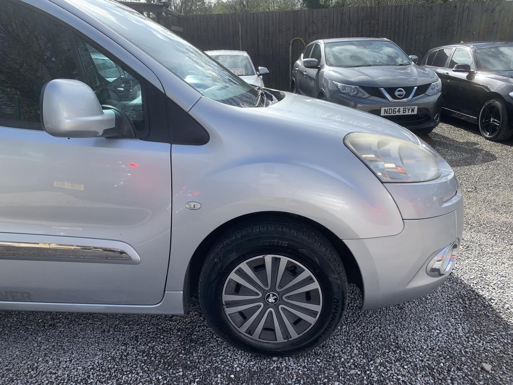 Peugeot Partner Tepee 1.6 HDi Tepee S MPV 5dr Diesel EGC (s/s) (125 g/km, 92 bhp)