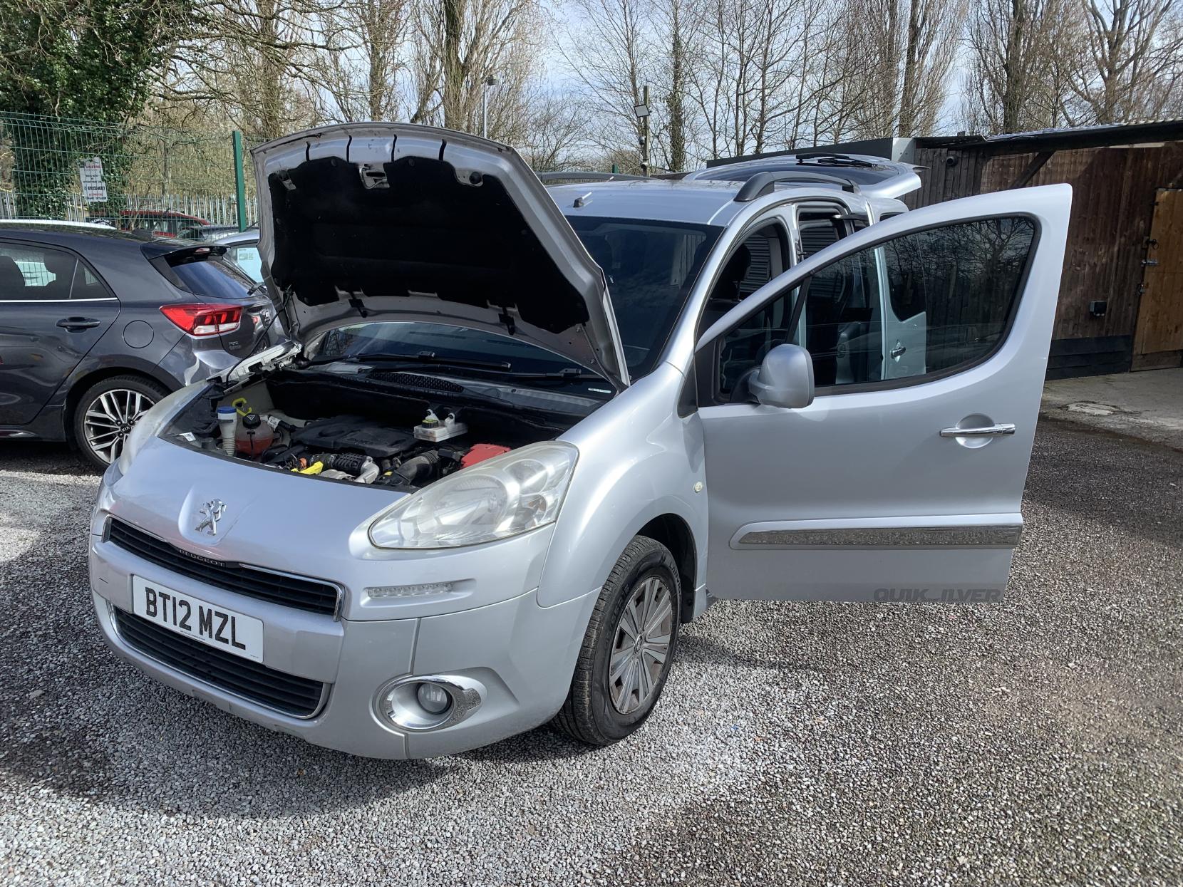 Peugeot Partner Tepee 1.6 HDi Tepee S MPV 5dr Diesel EGC (s/s) (125 g/km, 92 bhp)