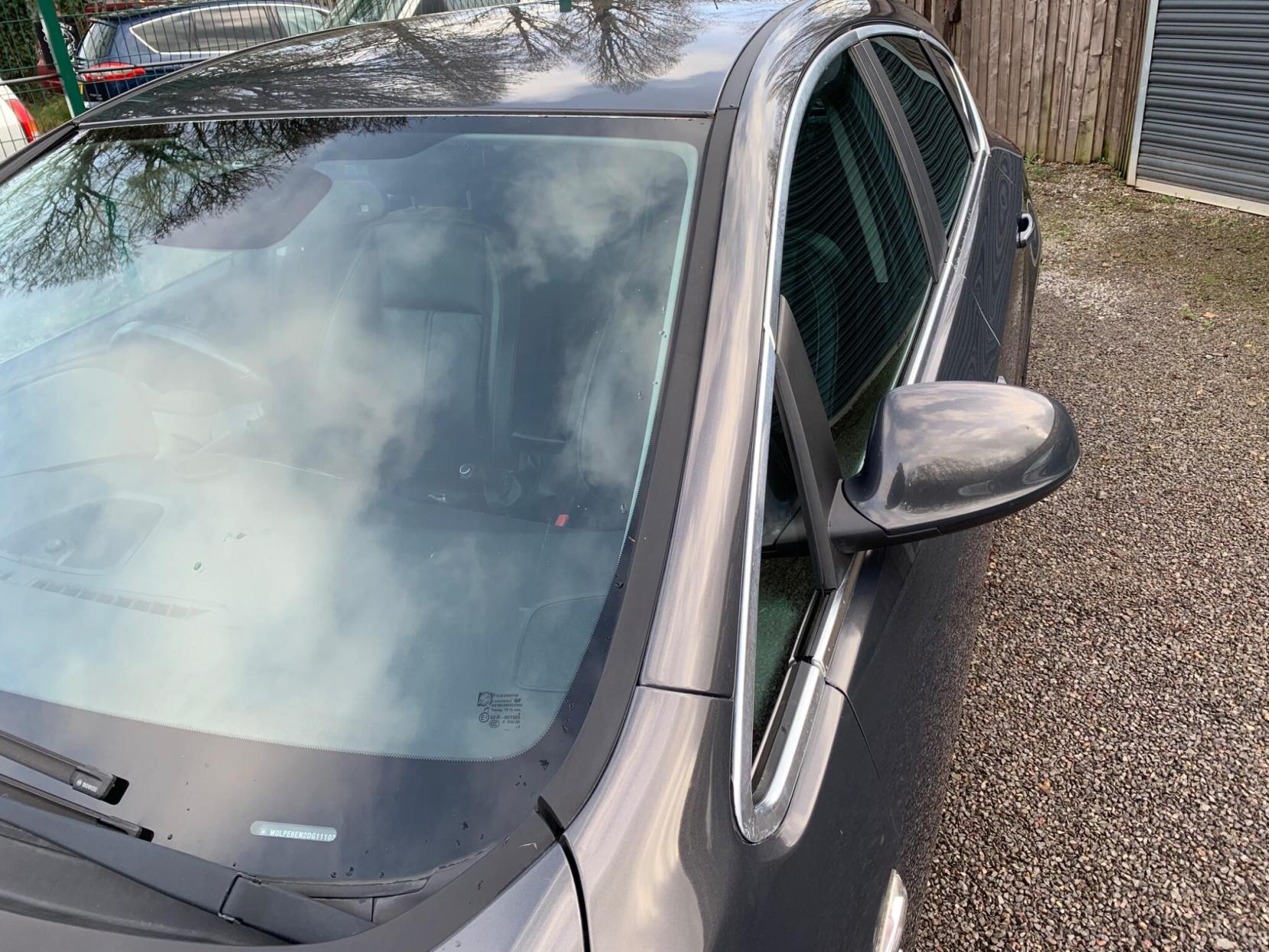 Vauxhall Astra 2.0 CDTi ecoFLEX Elite Euro 5 (s/s) 5dr