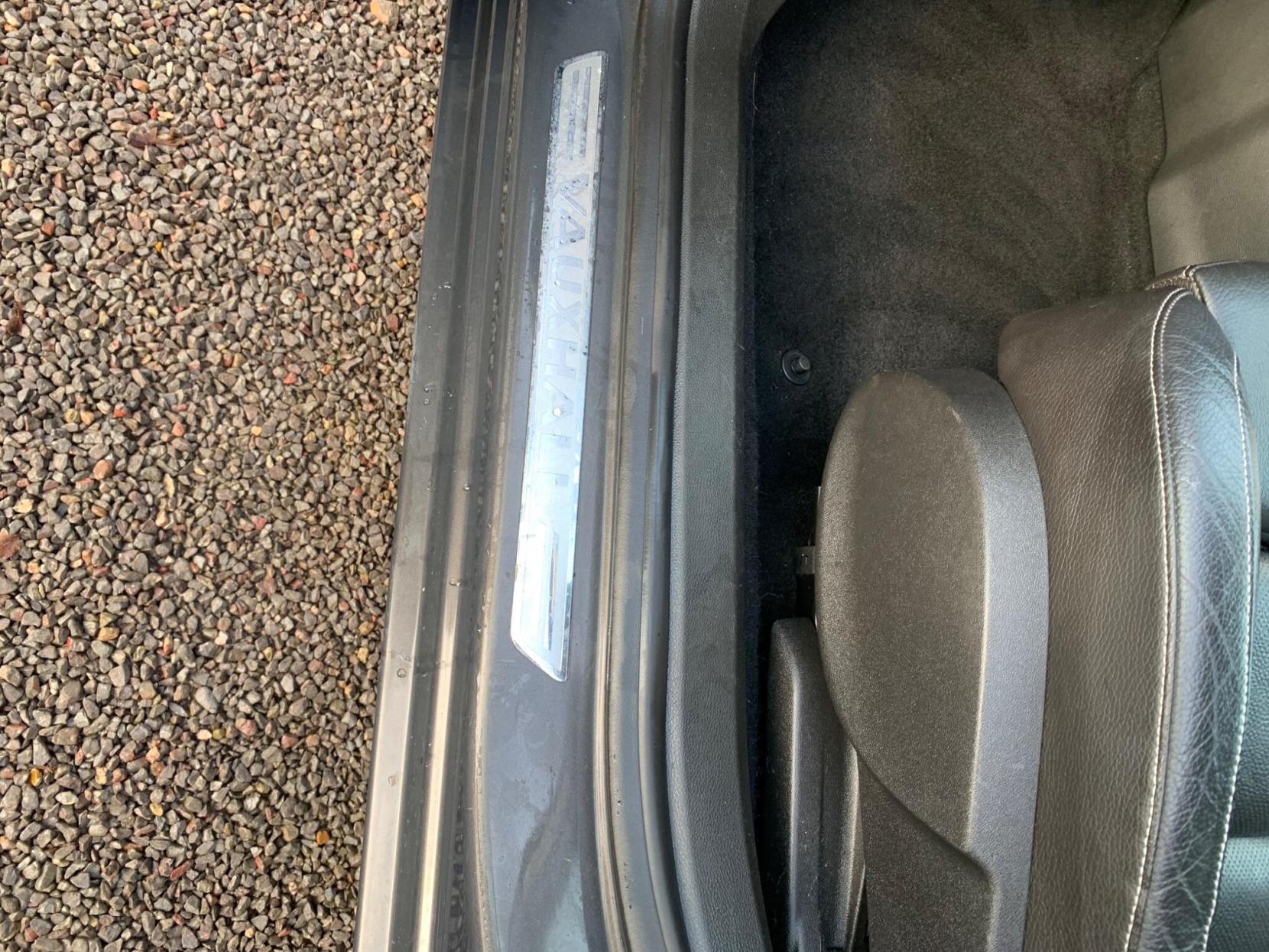 Vauxhall Astra 2.0 CDTi ecoFLEX Elite Euro 5 (s/s) 5dr